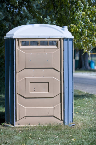Portable Toilet Options We Offer in Bevil Oaks, TX